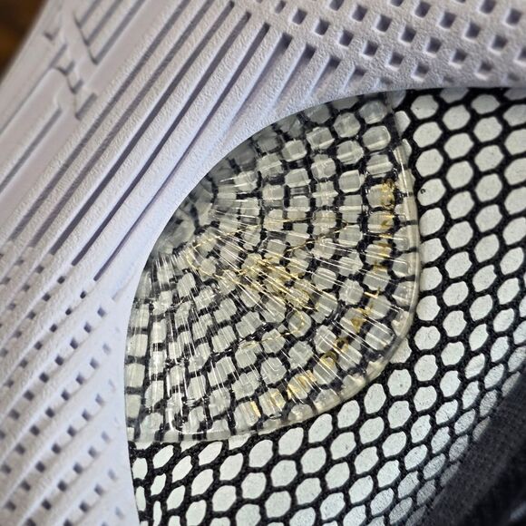 Under Armour UA Stephen Curry 6 Team Black Gold Metallic HOVR Size 10 Warriors - Picture 16 of 16